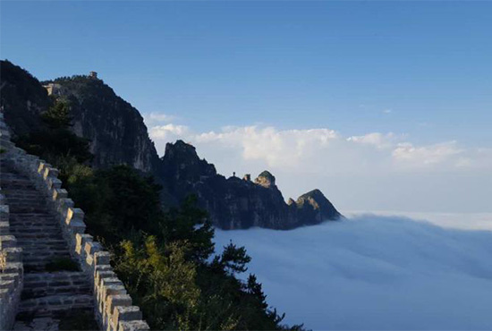 重阳节轿顶山首届汉服文化节举行